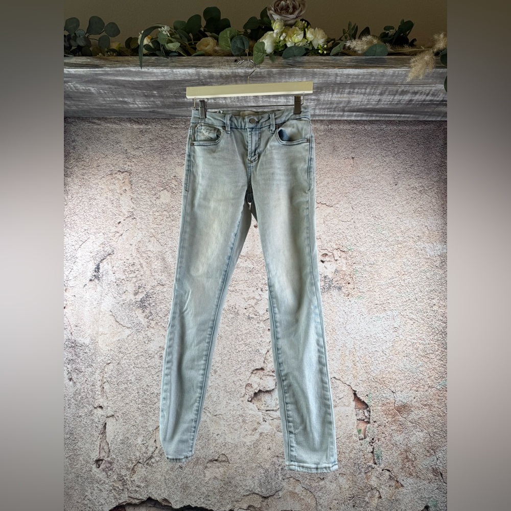 Dear John Light Blue Skinny Jeans size 27. C23
